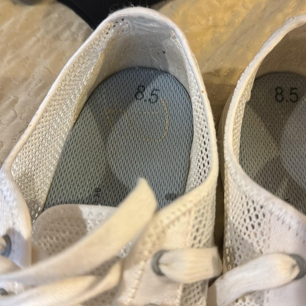 Dr. Scholl's White Mesh Sneakers - Picture 8 of 9